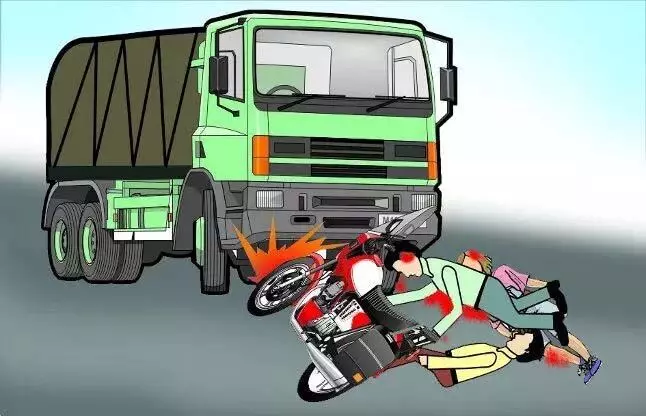 Saraikela:  ट्रक ने स्कूटी को मारी टक्कर, CRPF जवान की मौत, दो की हालत गंभीर