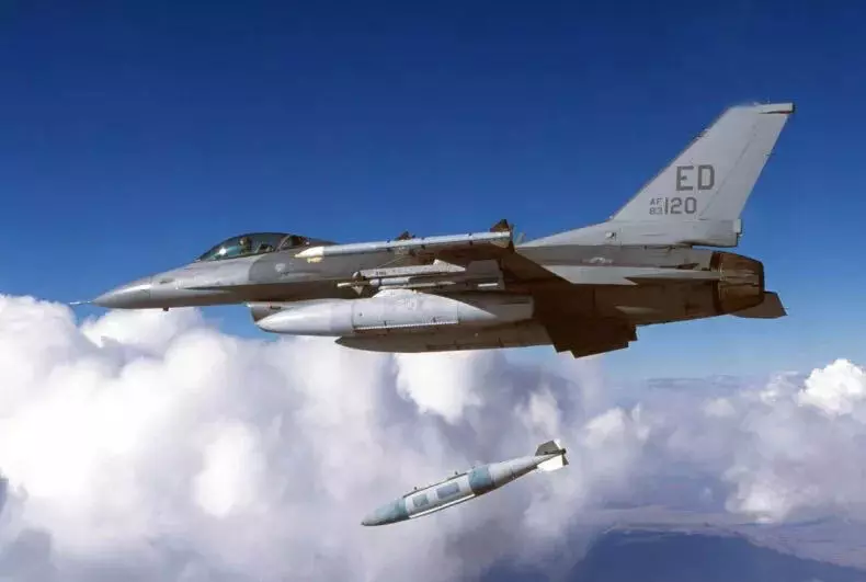 Would : यूक्रेन का ATACMS F-16 के आगमन से पहले रूसी वायु रक्षा को कमजोर कर रहा है—ISW