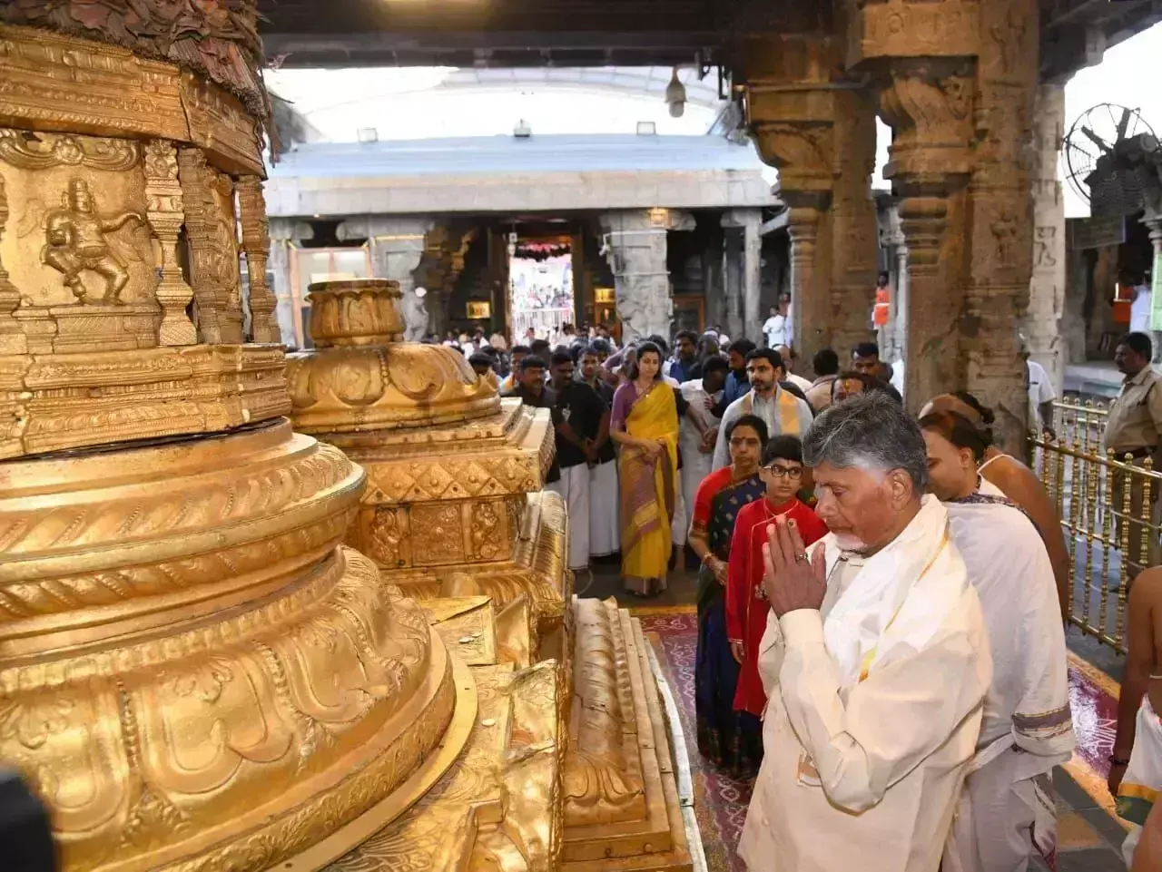 Andhra Pradesh: चंद्रबाबू नायडू ने तिरुचनूर पद्मावती मंदिर में दर्शन किए