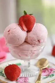 STRAWBERRY ICECREAM RECIPE :बनाइये टेस्टी ठंडी स्ट्रॉबेरी आइसक्रीम जानिए रेसिपी