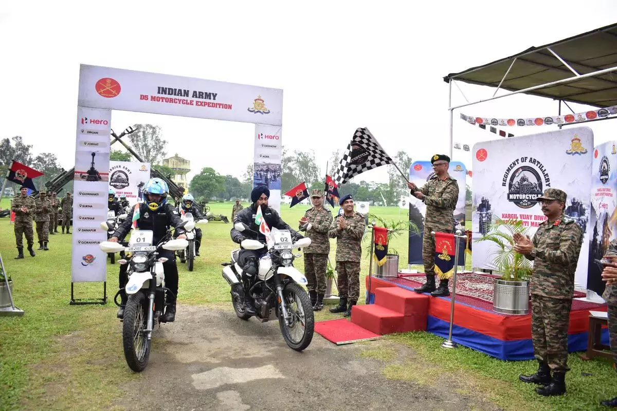 ASSAM NEWS :  कारगिल विजय की याद में डिब्रूगढ़ में डेल्टा 5 मोटरसाइकिल अभियान को हरी झंडी दिखाई गई