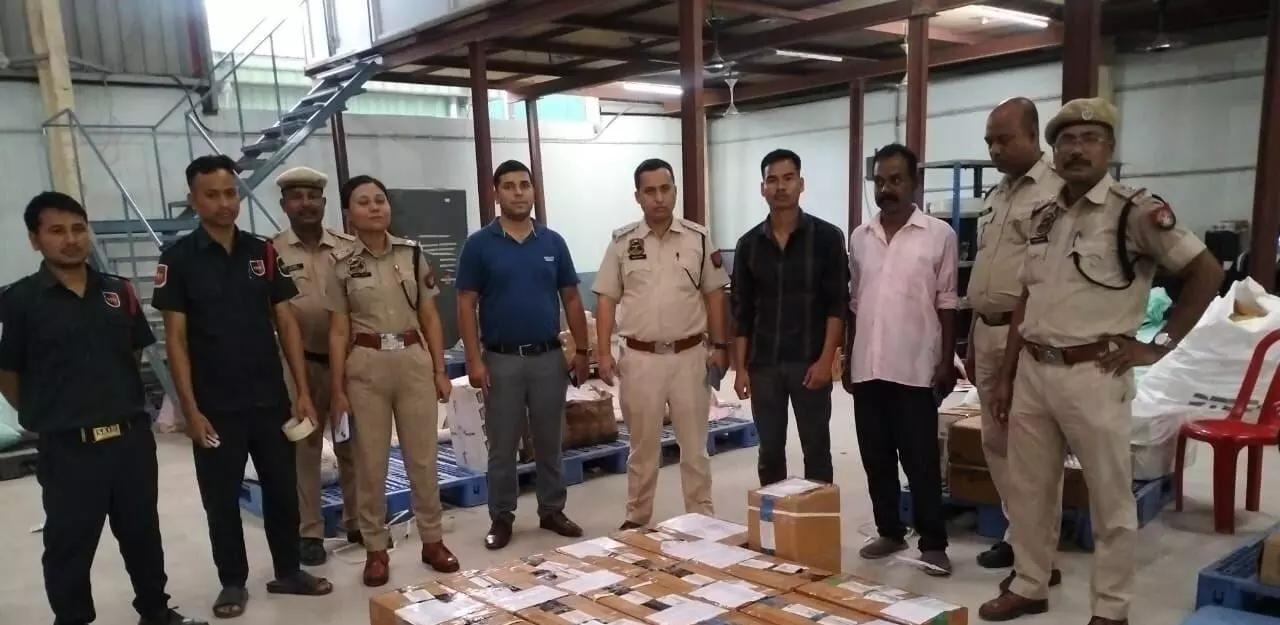 Assam: गुवाहाटी पुलिस ने कोडीन फॉस्फेट सिरप के कार्टन जब्त किए