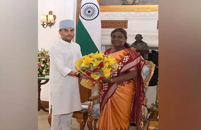 Union Minister: ज्योतिरादित्य सिंधिया ने राष्ट्रपति मुर्मू से की मुलाकात