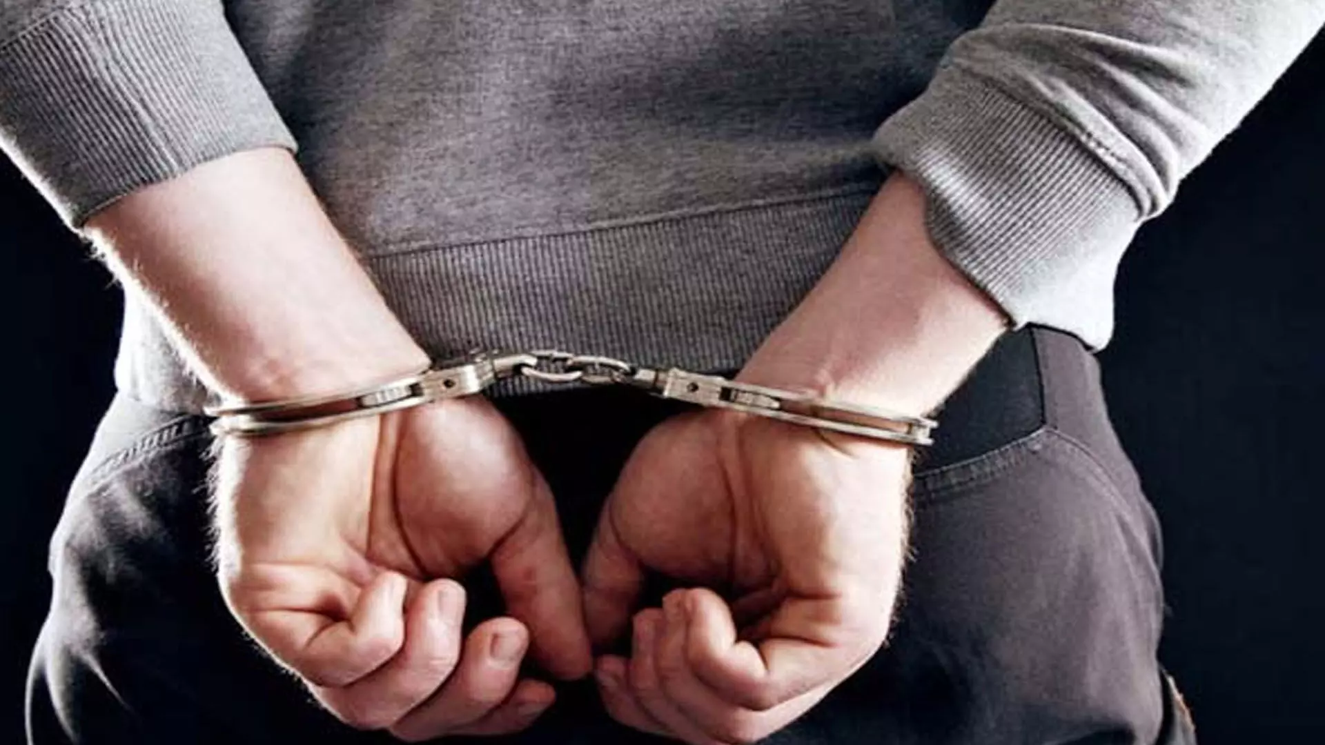 नोएडा में मुठभेड़ों के बाद पुलिस ने 48 घंटे में 8 संदिग्धों को पकड़ा