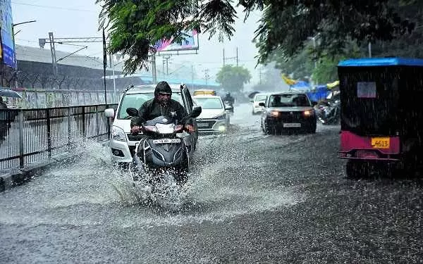 Weather update : झारखंड में मौसम का यू टर्न, रांची सहित कई जिलों में ऑरेंज अलर्ट, आज गिरेगी राहत की बूंद