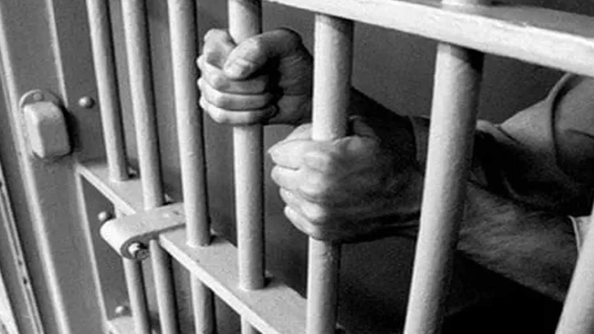 SHRINGAR: शोपियां में ड्रग तस्कर गिरफ्तार