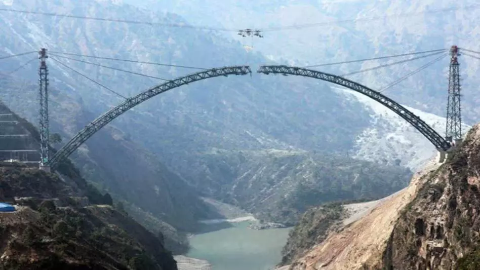Jammu News: दुनिया के सबसे ऊंचे रेल पुल, जल्द ही ट्रेन सेवाएं शुरू होंगी