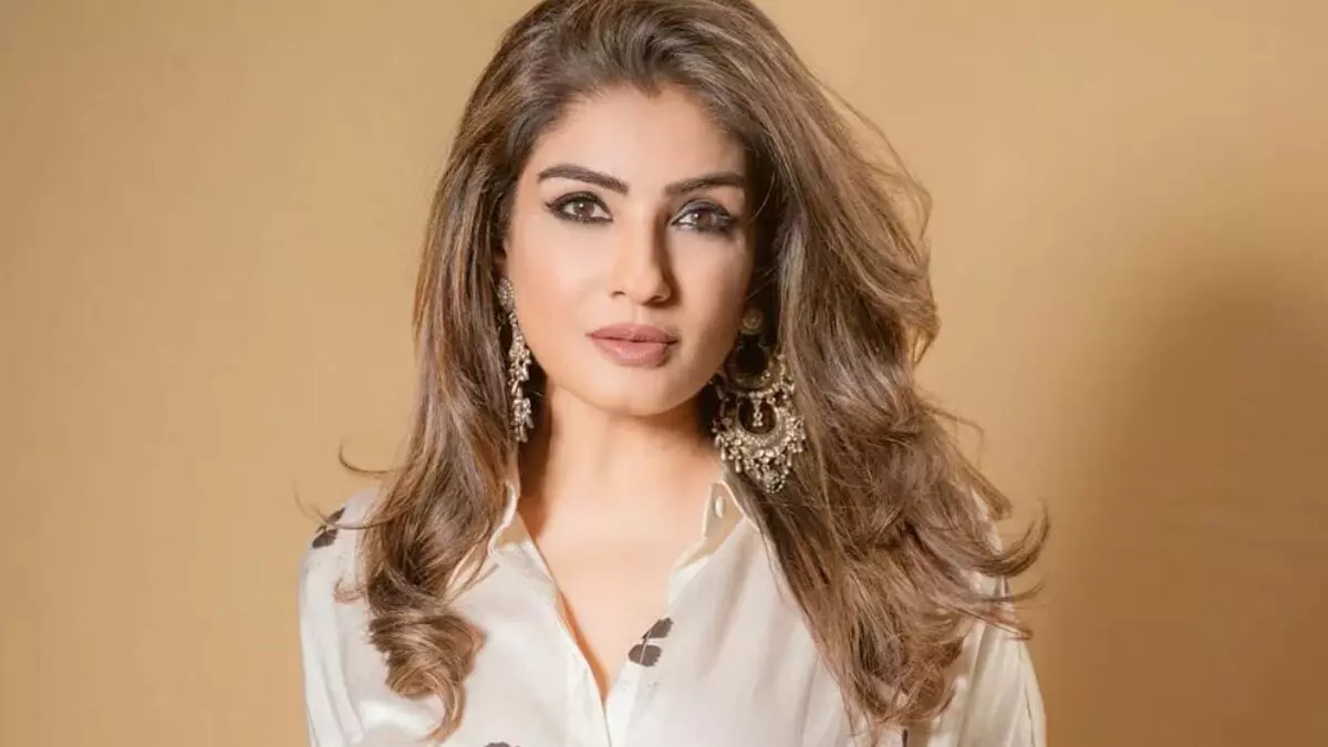 Raveena Tandon : रवीना टंडन ने रोड रेज के दौरान नशे में होने का आरोप