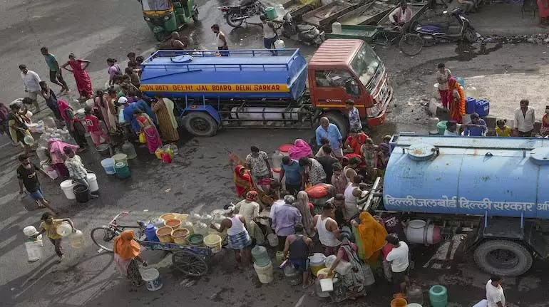 दिल्ली जल संकट: आप सरकार ने हरियाणा से मानवीय आधार पर पानी छोड़ने का आग्रह किया