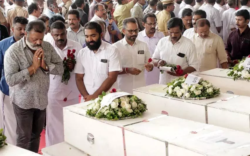 Kerala news : सुरेश गोपी ने कुवैत अग्नि दुर्घटना के पीड़ितों को श्रद्धांजलि दी