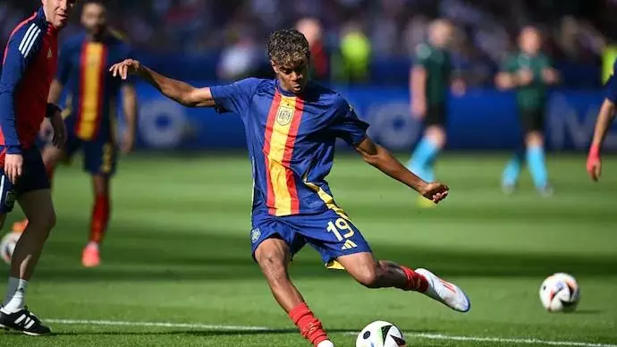 Football: लामिन यामल टूर्नामेंट में सबसे युवा खिलाड़ी बनने को तैयार