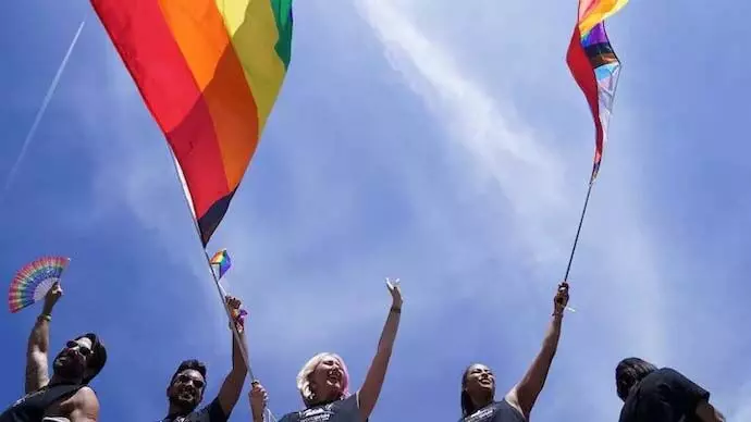 Washington DC: बिडेन प्रशासन LGBTQ छात्रों के लिए कानूनी सुरक्षा को पुनर्जीवित करने का प्रयास हार गया