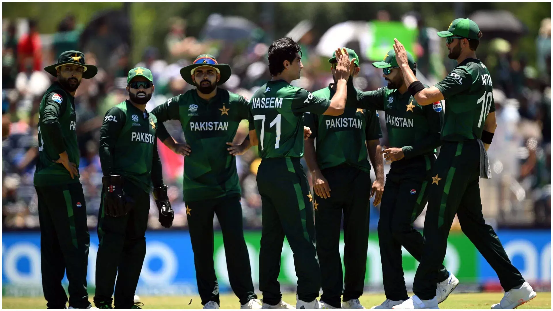 Pakistan: पाकिस्तान का T20 WC से समय से पहले बाहर होना कुछ खिलाड़ियों को को पड़ा भारी