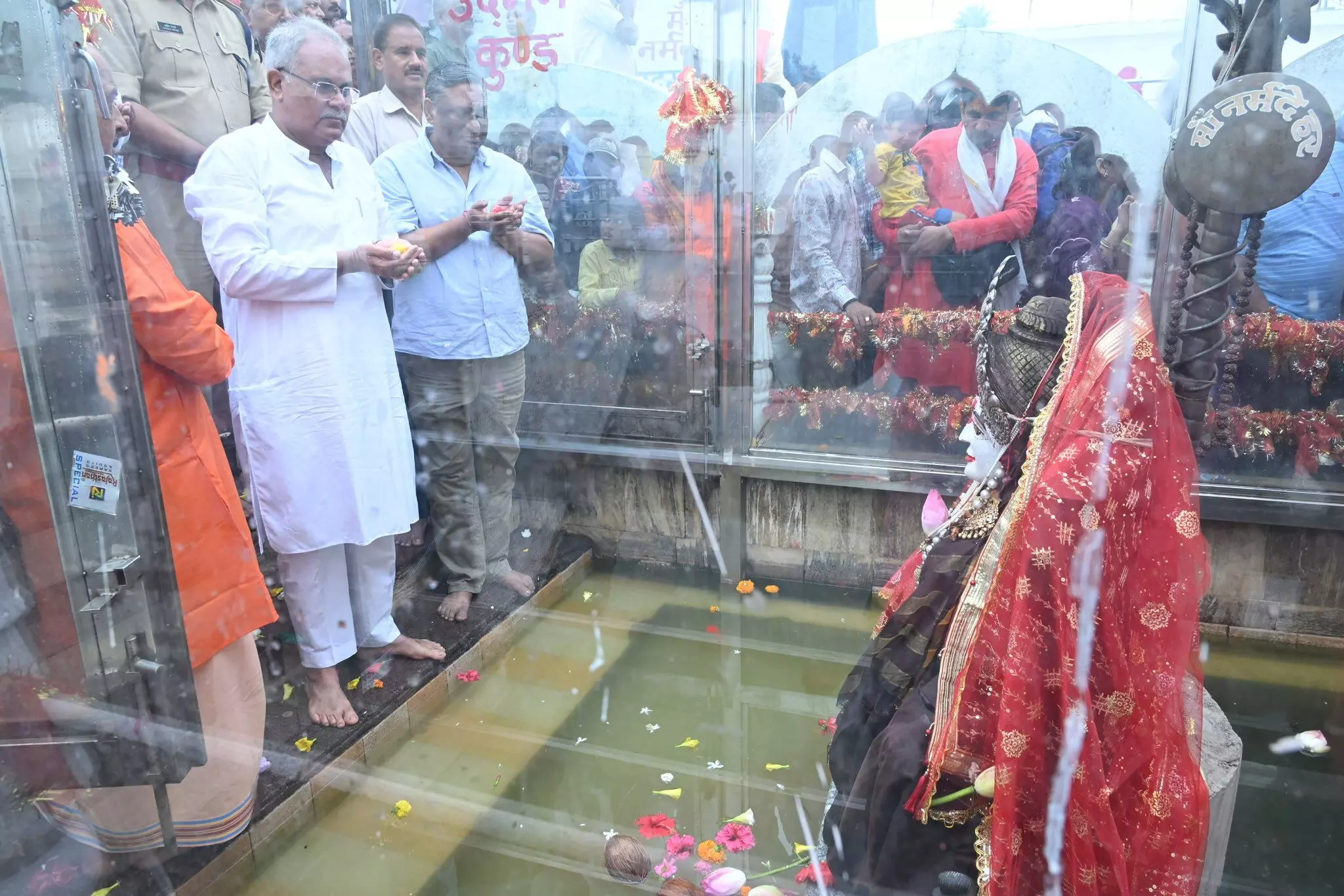 Bhupesh Baghel ने गंगा दशहरा के अवसर पर अमरकंटक में मां नर्मदा की पूजा अर्चना की