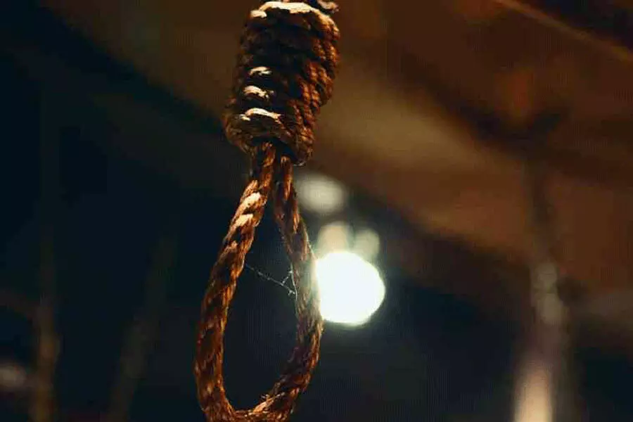 Rajasthan: कोटा में 17 वर्षीय एक युवक ने अपने कमरे में फांसी लगाकर आत्महत्या कर ली