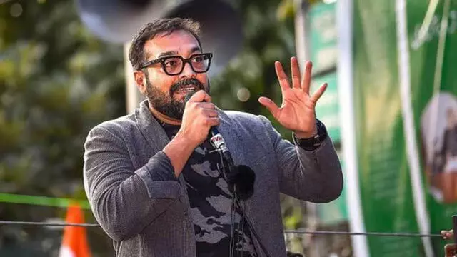 mumbai :  अनुराग कश्यप ने बोले  कि जिन दो अभिनेताओं को उन्होंने अपनी आगामी फिल्म के लिए लॉन्च किया था, उन्होंने उन्हें नजरअंदाज किया