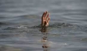 Mirzapur : गंगा स्नान के दौरान डूबने से दो किशोरियों की मौत, दो को लोगों ने बचाया