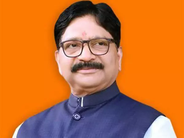 Shiv Sena leader के रिश्तेदार पर लोकसभा मतगणना केंद्र के अंदर फोन ले जाने का मामला दर्ज