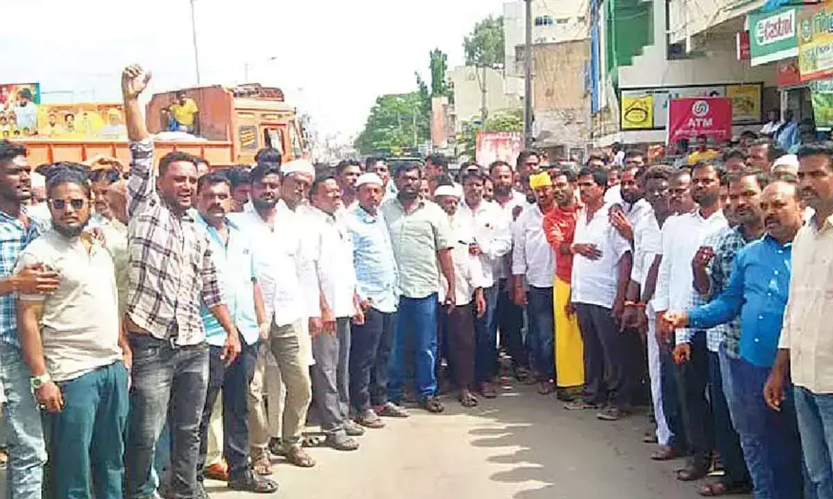 Andhra Pradesh: पुंगनूर में तनाव, टीडीपी और जेएसपी ने पेड्डीरेड्डी के प्रवेश का किया विरोध