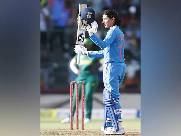 Smriti Mandhana के शानदार शतक की बदौलत भारत ने पहले वनडे में दक्षिण अफ्रीका के खिलाफ 265/8 का स्कोर बनाया