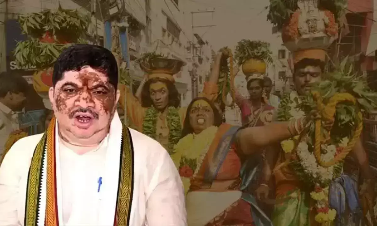 Telangana: पोन्नम ने बोनालु की तैयारियों की समीक्षा की