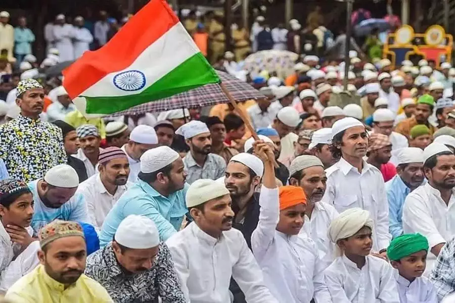 Eid के जश्न में डर का माहौल, गौरक्षकों और हिंदुत्व समूहों ने मुसलमानों को बनाया निशाना