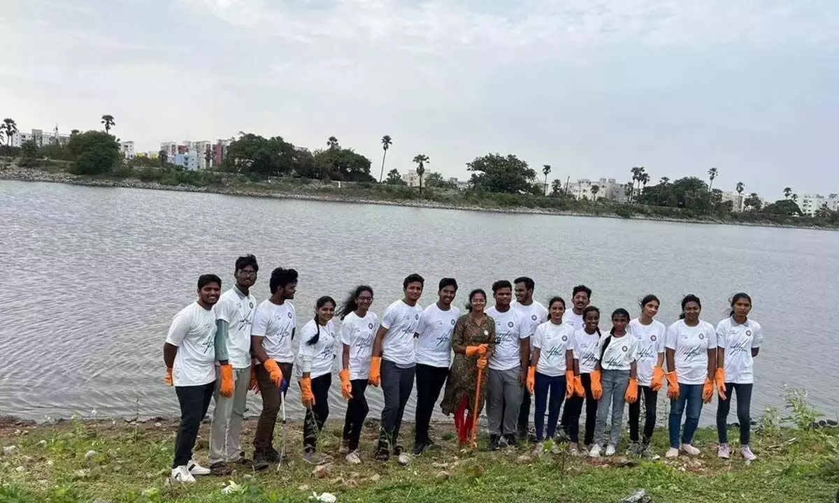Telangana News: कपरा झील पर सफाई अभियान ने सामुदायिक प्रयासों को उजागर किया