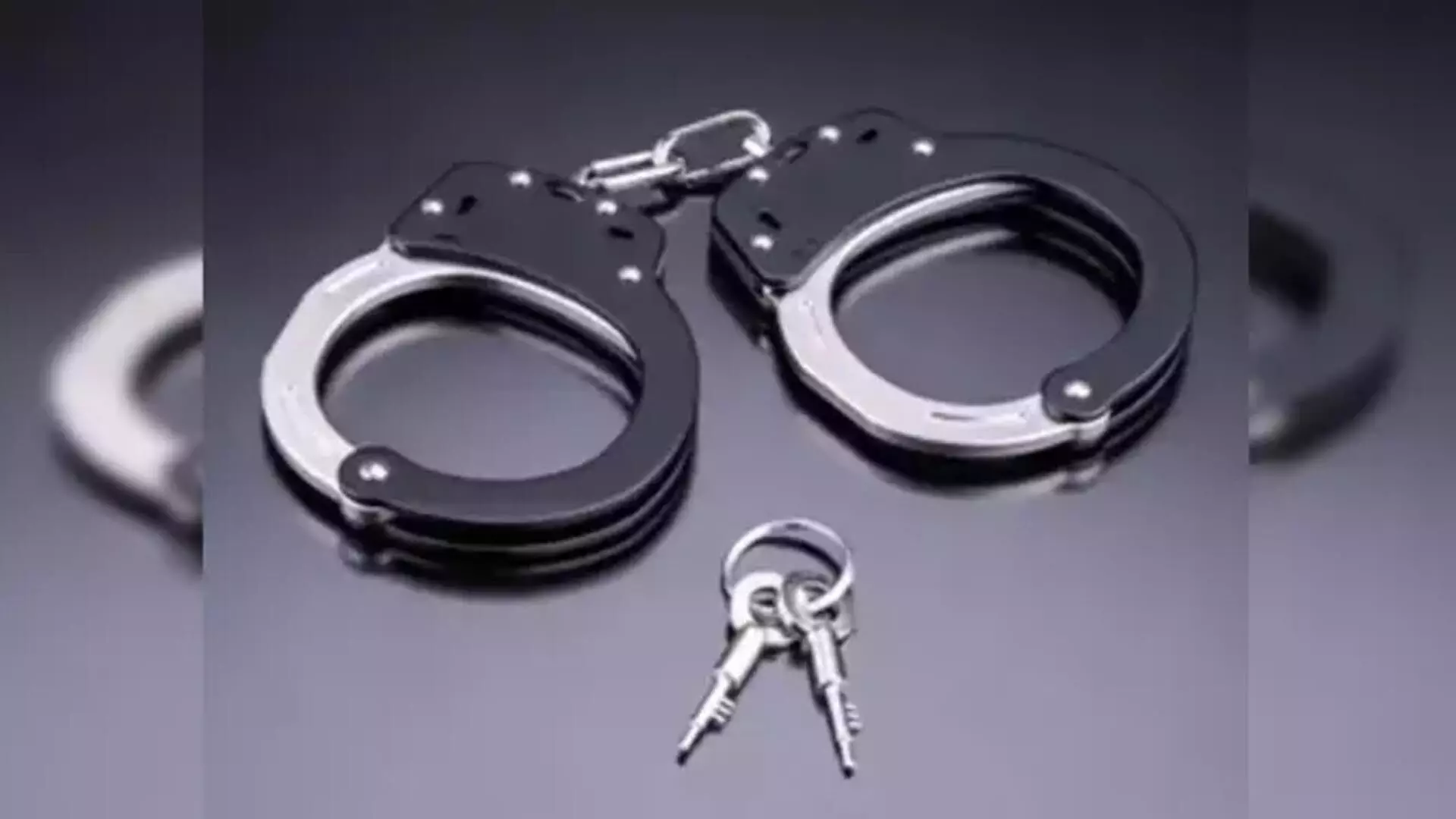 JAMMU NEWS: गंदेरबल में पुलिस ने चोर को किया गिरफ्तार, लाखों की चोरी की संपत्ति बरामद