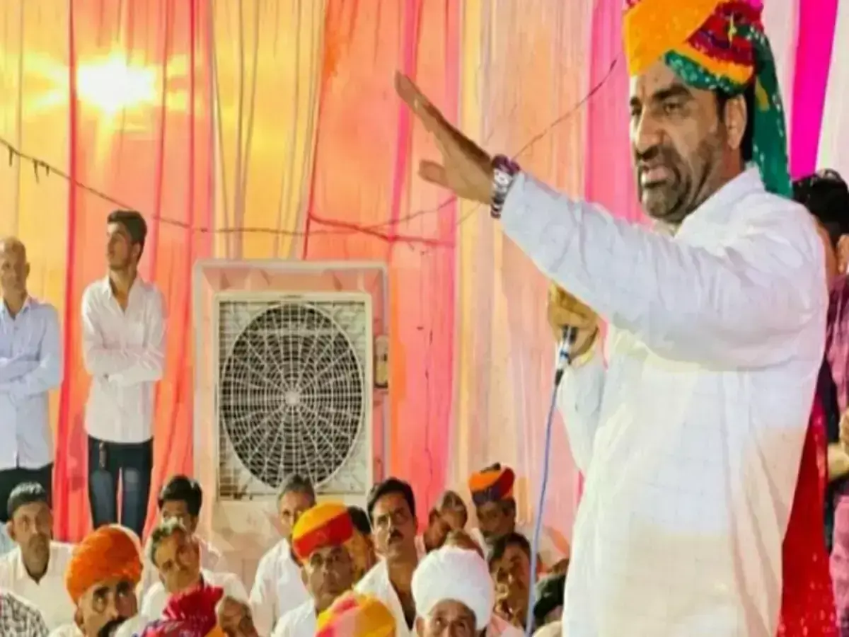 Rajasthan: हनुमान बेनीवाल ने केंद्रीय शिक्षा मंत्री पर साधा निशाना