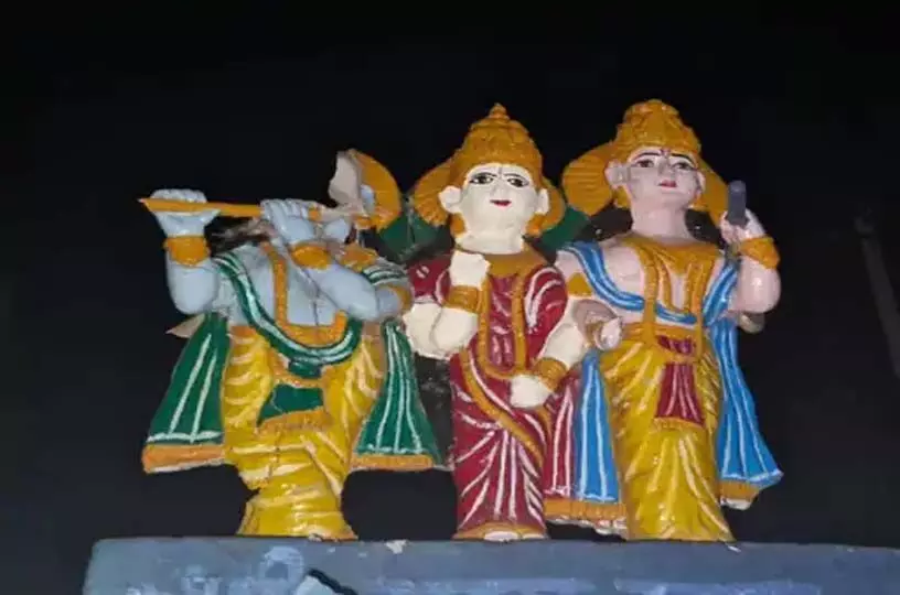 Raipur में तोड़ी गई भगवान श्री कृष्ण की मूर्ति, हिन्दू समाज ने दिखाया आक्रोश