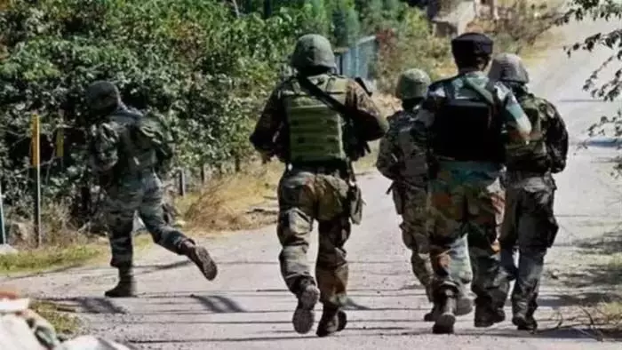Kashmir: बांदीपुरा में संदिग्ध गतिविधि के बाद सेना ने की गोलीबारी