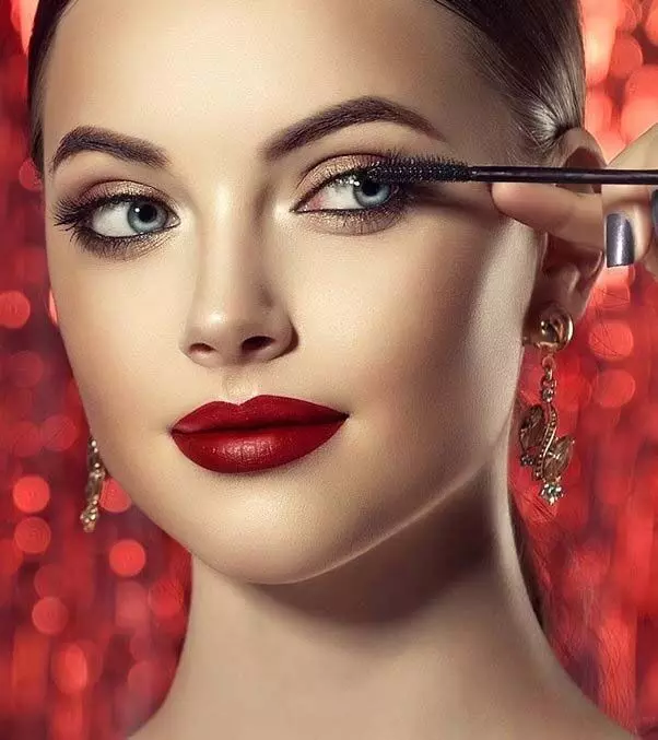 Makeup tips: मेकअप लंबे समय तक टिकाने के लिए अपनाये ये आसान उपाय