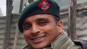 Martyr Colonel: शहीद कर्नल की याद में बेटा अभी भी भेजता है खत