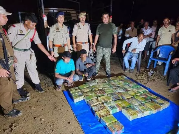Assam : पुलिस ने जब्त की 48 करोड़ रुपये की नशीली दवा, तीन गिरफ्तार