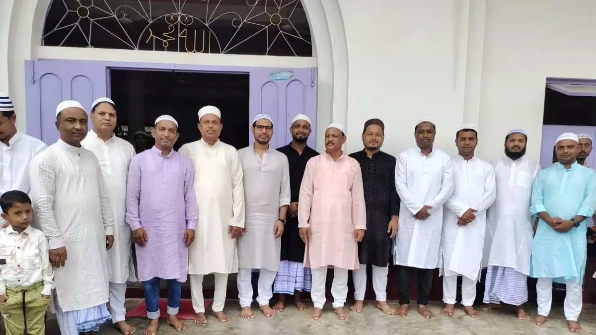 Assam news : होजाई में ईद-उल-जुहा धार्मिक उत्साह के साथ मनाई गई