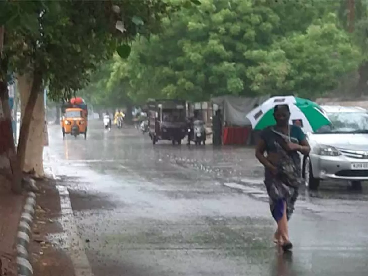 Jodhpur: बारिश के बाद भी जोधपुर के लोगों को अभी तक गर्मी से निजात नहीं मिली