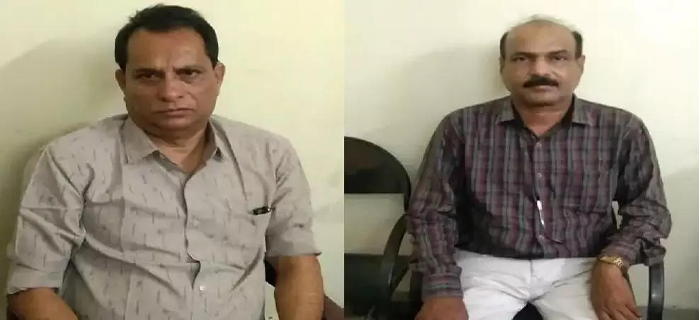 ACB ने की बड़ी कार्रवाई, निगम के AE और SE को घूस लेते पकड़ा