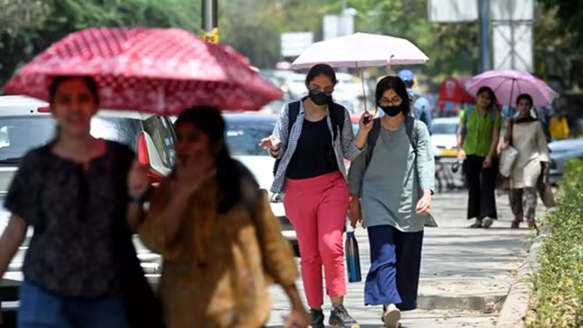 MUMBAI NEWS: मुंबई का मौसम 24.99 °C पर गर्म शुरुआत
