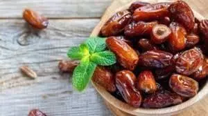 Dates benefits : जानिए खजूर कैसे शरीर पर खून बनता है