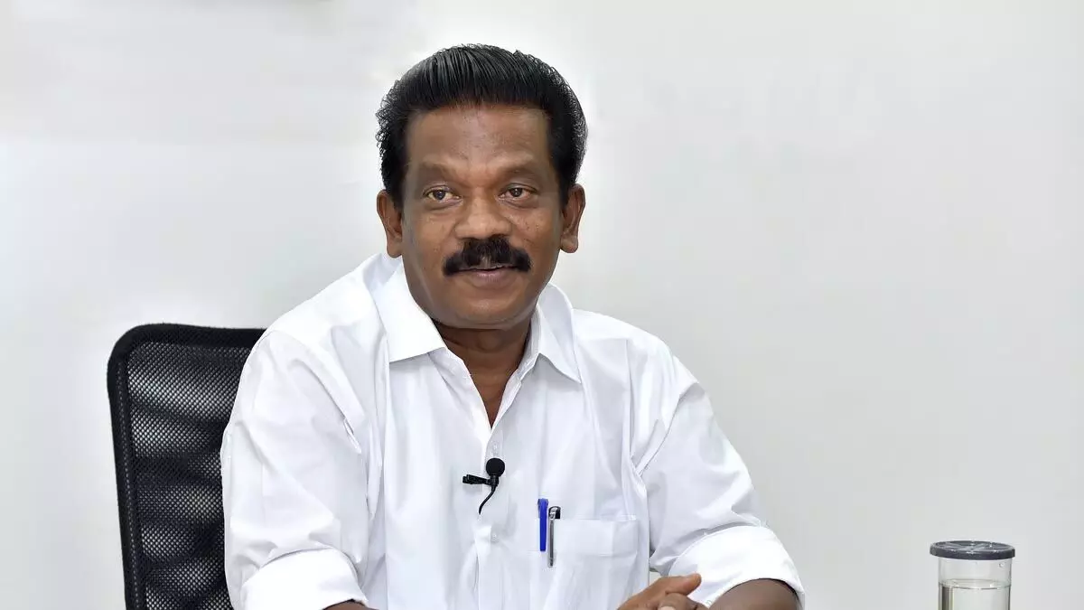 Kerala: राधाकृष्णन ने अनुसूचित जाति बस्तियों को ‘उपनिवेश मुक्त’ करने के महत्वपूर्ण आदेश पर हस्ताक्षर किए