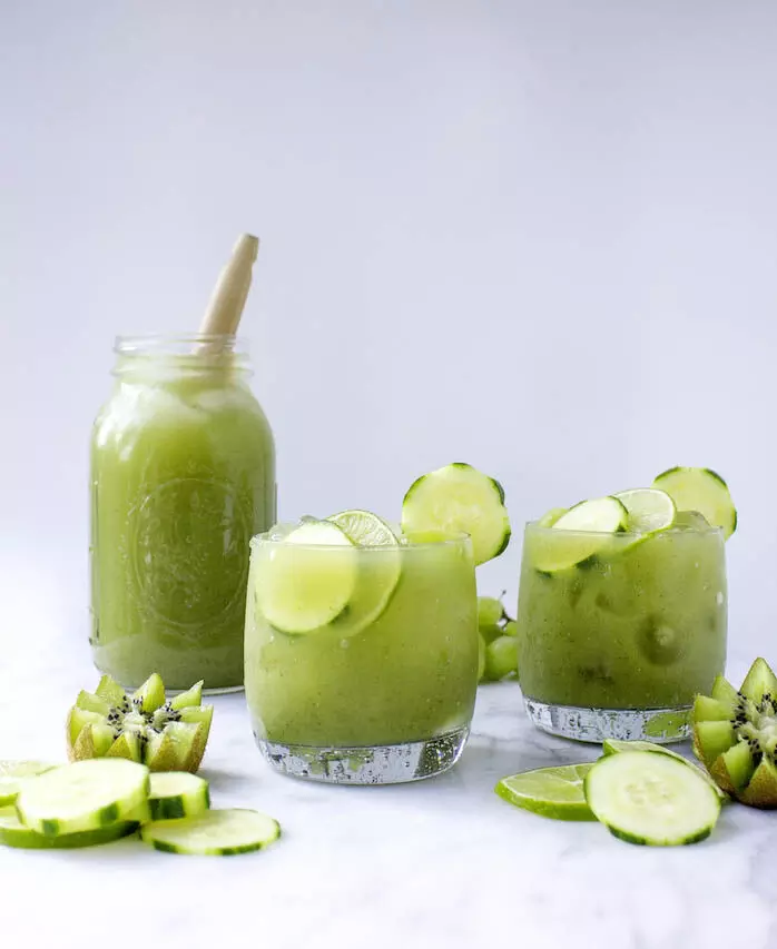 KIWI KHEERA MOCKTAIL RECIPE :बनाइये टेस्टी और हेल्दी कीवी खीरा मॉकटेल जानिए रेसिपी