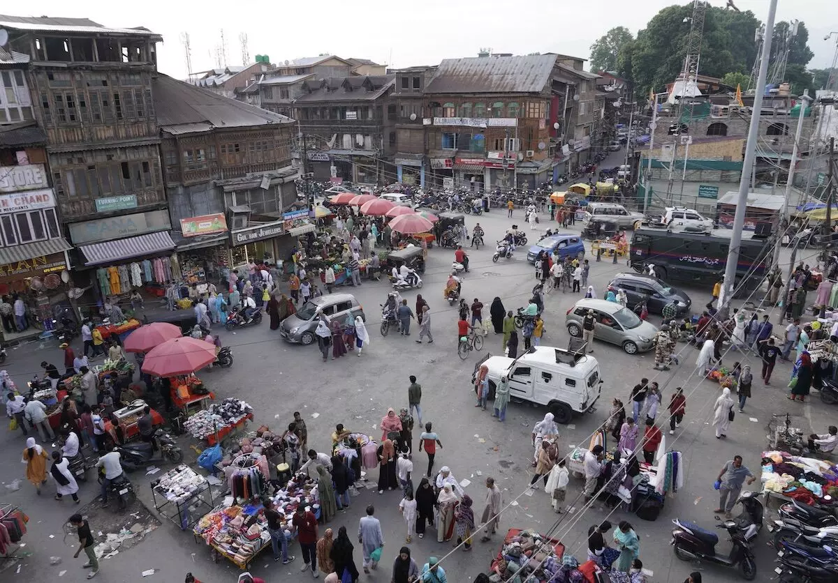 Samba: श्रीनगर को ड्रोन गतिविधियों के लिए अस्थायी रेड जोन घोषित किया गया