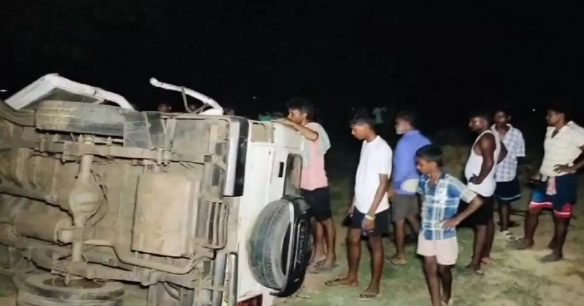 Sundargarh में सड़क हादसा, 2 की मौत और 4 गंभीर रूप से घायल