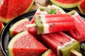 Watermelon Kulfi : घर पर बाजार जैसी वाटरमेलन कुल्फी का ले मजा