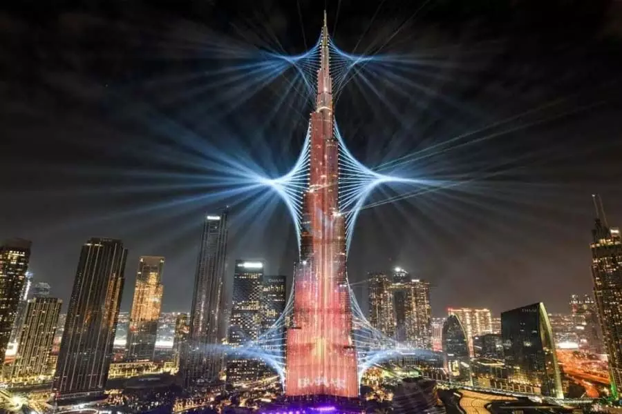 Dubai को रात में दुनिया का सबसे खूबसूरत शहर घोषित किया गया