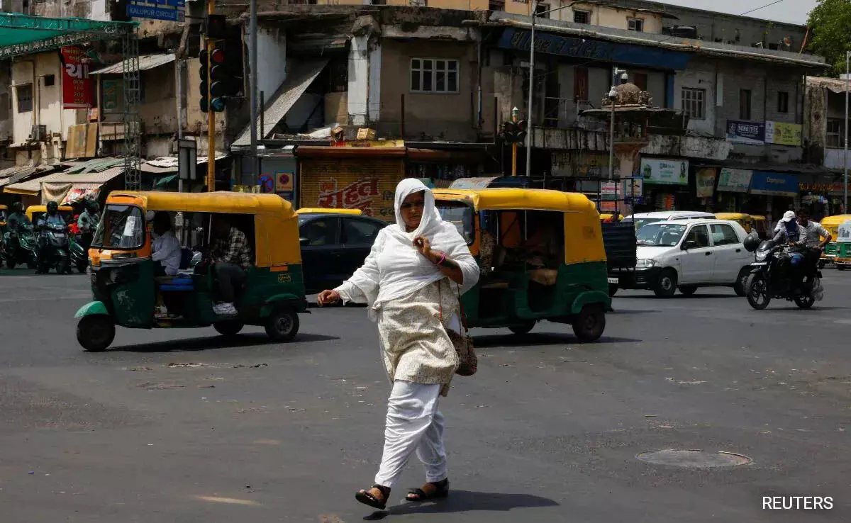 New Delhi/Guwahati: इस गर्मी में भारत में हीटस्ट्रोक के 40,000 से अधिक संदिग्ध मामले सामने आए