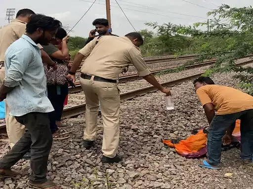 Chhattisgarh: रेल पटरी पर लेट गया किडनी रोगी, सुसाइड की जांच शुरू