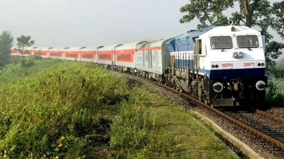 ASSAM NEWS :  एनएफ रेलवे जुलाई से गरीब रथ एक्सप्रेस ट्रेनों की सेवाएं फिर से शुरू करेगा
