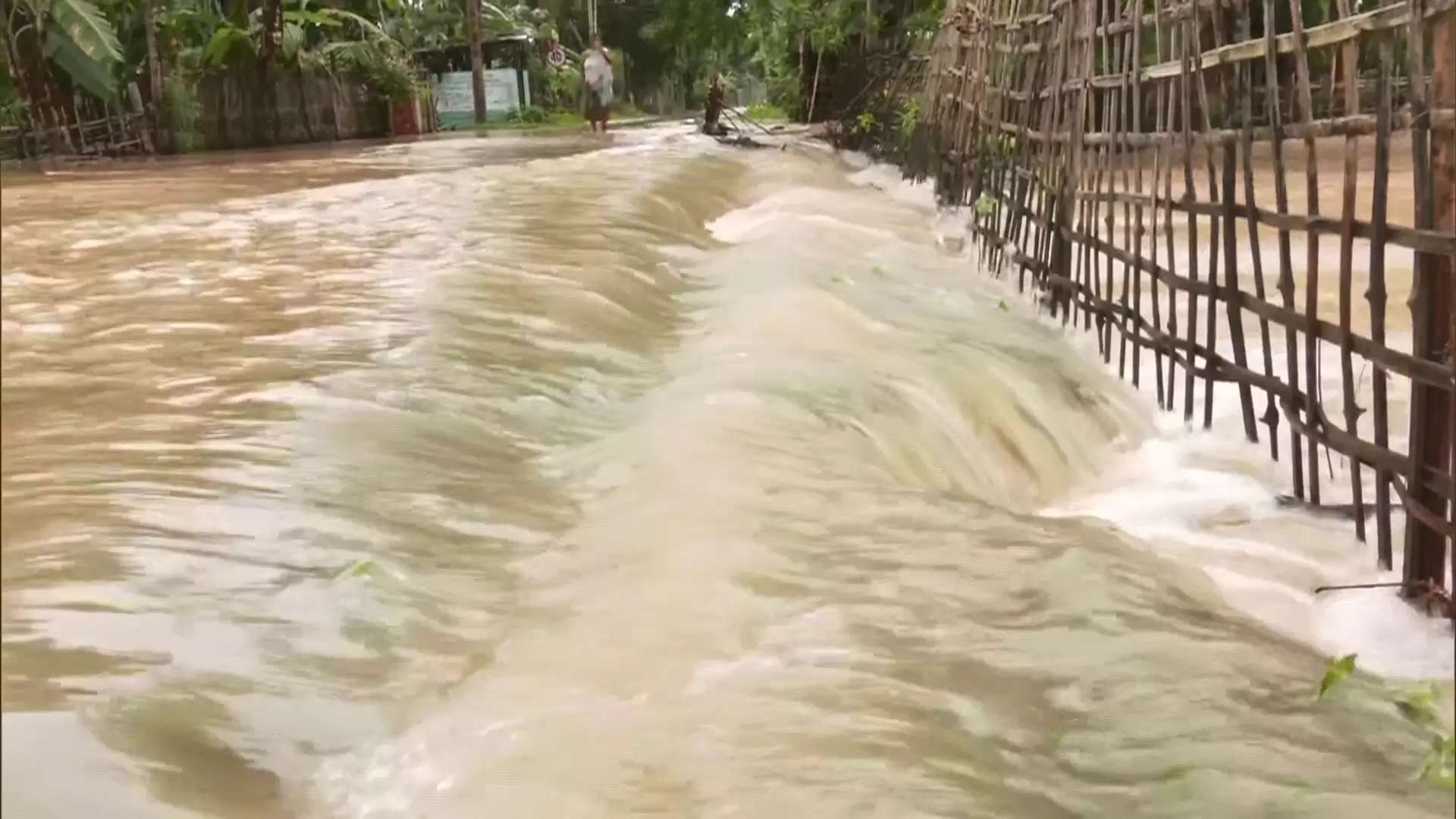 floods: नागांव में 6,000 लोग प्रभावित, 35 गांव और 1,089 हेक्टेयर फसल क्षेत्र जलमग्न