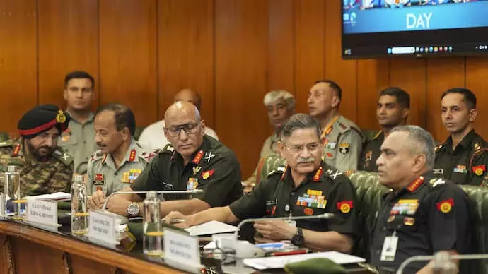 New Delhi: सेना प्रमुख कमानों और कोर में बड़े नेतृत्व परिवर्तन की तैयारी में